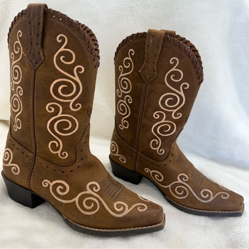 Ariat Girls Boots - Picture 3 of 9